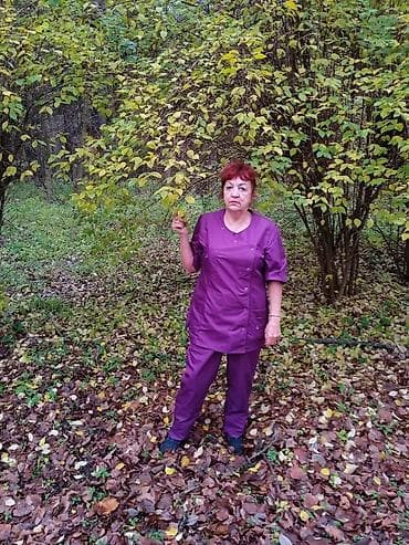 Услуги сиделки/помощницы по уходу - Забота за пожилыми людьми