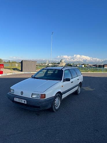 Volkswagen Passat Variant: 1992 г., 1.8 л, Механика, Бензин, Универсал at lalafo.kg Volkswagen Passat Variant: 1992 г., 1.8 л, Механика, Бензин, Универсал