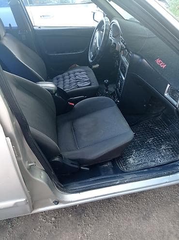 Daewoo Nexia: 2010 г., 1.5 л, Кол менен иштөөчү, Бензин, Седан — 5