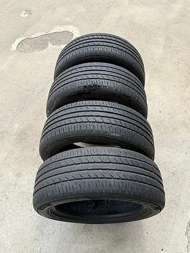 Комплект из 4 летних шин фирма Goform почти новый размер 215/55/17R