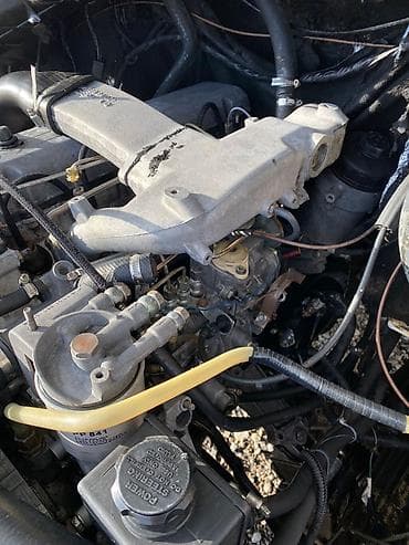 авто грузовые: Легкий грузовик, Mercedes-Benz — 4