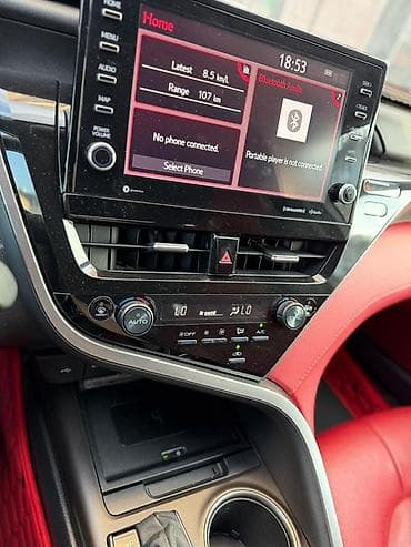 лодка на крышу: Toyota Camry: 2021 г., Седан — 9