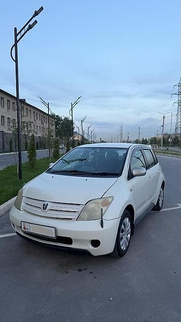Toyota Ist: 2003 г., 1.3 л, Автомат, Бензин, Хэтчбэк at lalafo.kg Toyota Ist: 2003 г., 1.3 л, Автомат, Бензин, Хэтчбэк
