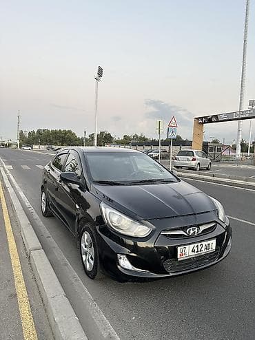 rd 1: Hyundai Solaris: 2013 г., 1.6 л, Автомат, Бензин, Седан — 2