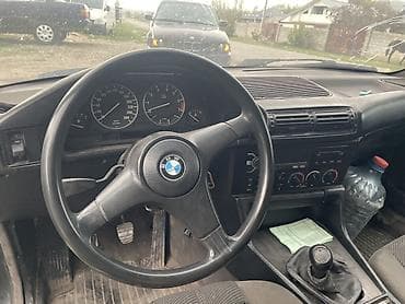 BMW: BMW 5 series: 1992 г., 2.5 л, Механика, Седан — 4