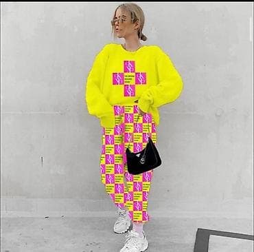 футбольный формы: Продаю двойки( спортивные костюмы) новые. Производство Турция. Новые — 4