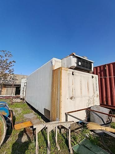 холодильные витрины: Изотермический рефрижераторный фургон-камера в отличном состоянии — 8