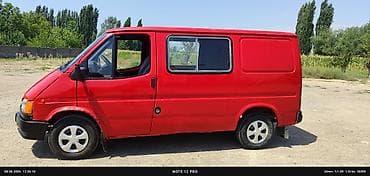 два авто: Ford Transit: 1993 г., 2.5 л, Механика, Дизель, Фургон — 2