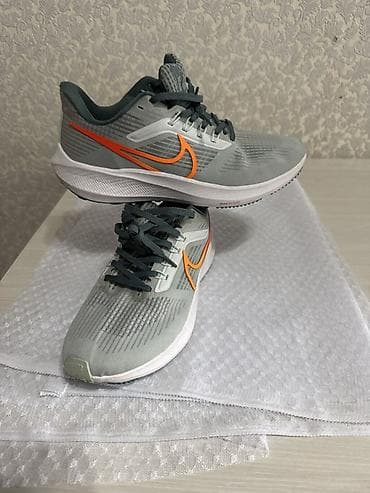 air max 97: Кроссовки Nike для бега/тренировок сам брал за 3500 сом одам 1950 - — 7