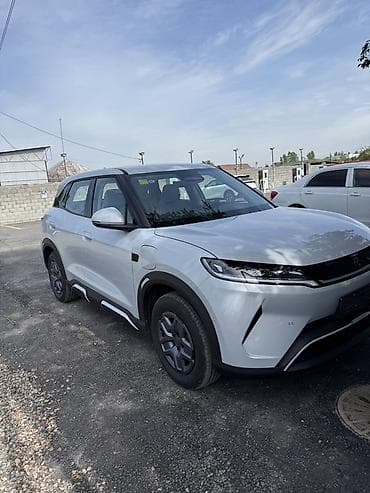 китайские машины электро: BYD Yuan Plus: 2025 г., Автомат, Электромобиль, Кроссовер — 2