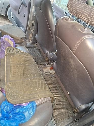 mers e220: Mercedes-Benz A-Class: 1997 г., Автомат, Бензин, Хэтчбэк — 9