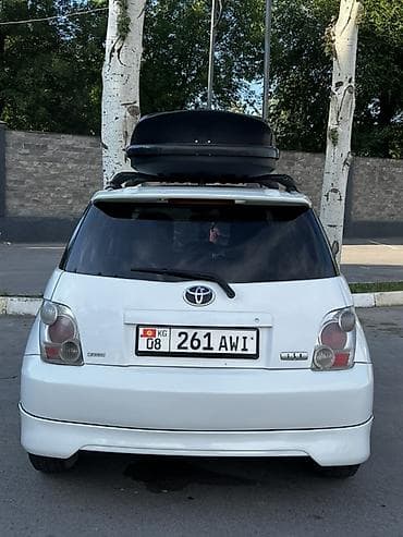 lexus 2001: Toyota Ist: 2003 г., 1.5 л, Автомат, Газ, Хэтчбэк — 5