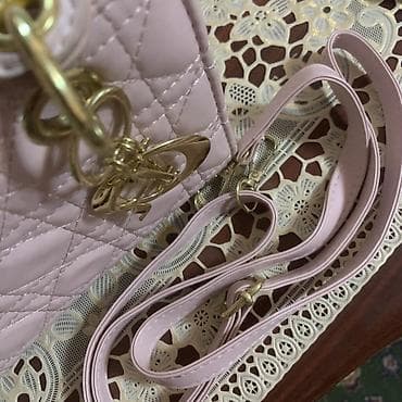 детские зонты: Сумка мини-формата в стиле Lady Dior, цвет нежно-розовый. Ношеное 2 — 4