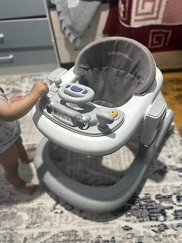 калесики: Детские ходунки Babywalker в серо-белом цвете. Удобная модель для — 2
