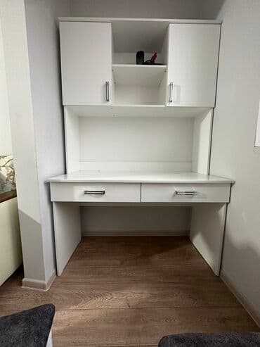 Вешалки: Письменный стол, Б/у — 1