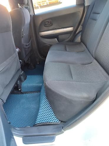 Toyota Ist: 2003 г., 1.3 л, Автомат, Бензин — 7