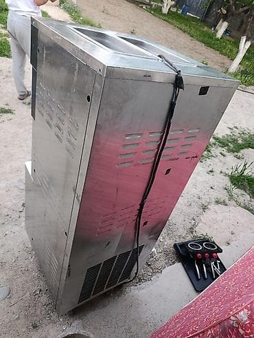 бизнес паркнер: Профессиональный аппарат для мягкого мороженого (soft ice cream) — 1