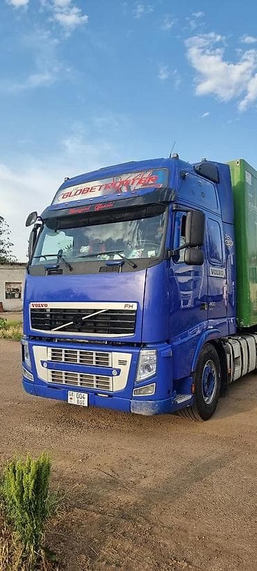 тракторный притсеп: Тягач, Volvo, Изотермический — 2