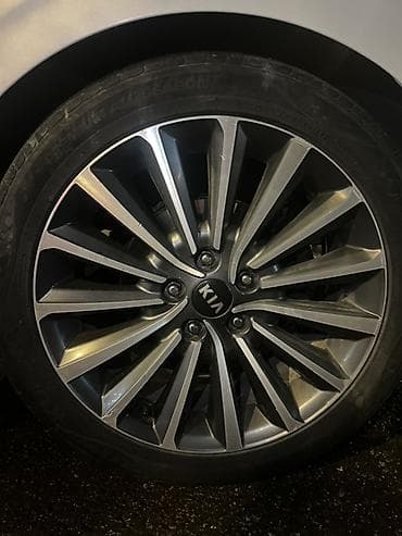 Литые Диски R 18 Kia, отверстий - 5, Б/у