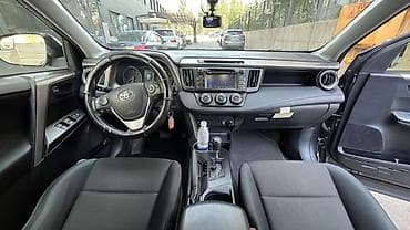 Toyota RAV4: 2018 г., 2.5 л, Автомат, Бензин, Кроссовер — 5