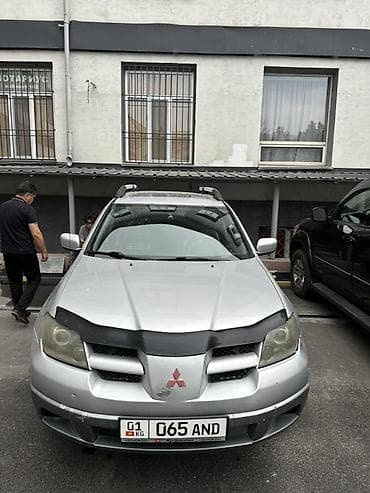 ремонт надо: Mitsubishi Outlander: 2003 г., 2.4 л, Автомат, Бензин, Кроссовер — 1