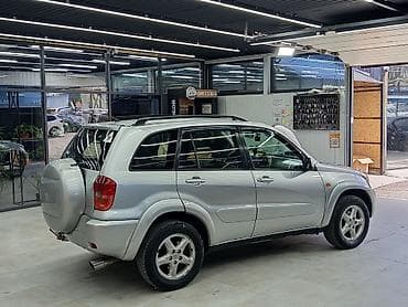 Toyota RAV4: 2002 г., 2 л, Автомат, Бензин, Кроссовер — 3