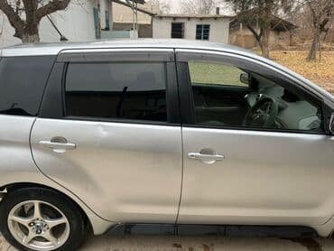 продать шины бу: Toyota ist: 2003 г., 1.3 л, Автомат, Бензиновая, Хэтчбэк — 8