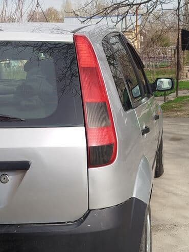 шины для нексии: Ford Fiesta: 2005 г., 1.4 л, Механика, Бензин, Хэтчбэк — 5