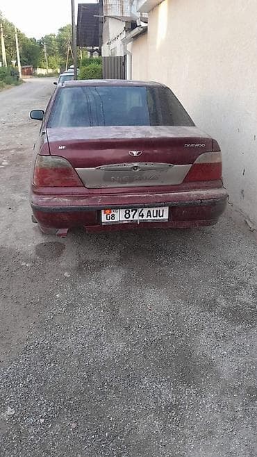 Daewoo Nexia: 2000 г., Кол менен иштөөчү, Бензин, Седан lalafo.kg да Daewoo Nexia: 2000 г., Кол менен иштөөчү, Бензин, Седан