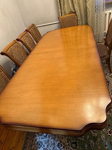 Продаем качественный стол для гостей с 6 стульями, пользовались сами