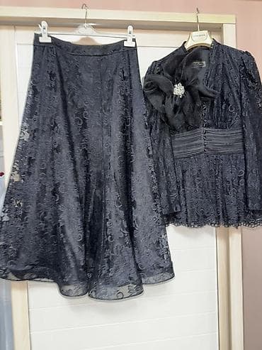 Ажурный комплект для торжественных случаев: юбка и жакет La Parte -