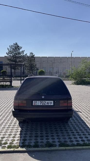 8: Volkswagen Passat Variant: 1993 г., 1.8 л, Ручные, Бензин, Универсал — 5