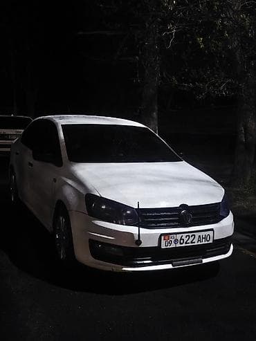 Унаа: Volkswagen Polo: 2015 г., 1.6 л, Кол менен иштөөчү, Бензин, Седан — 1