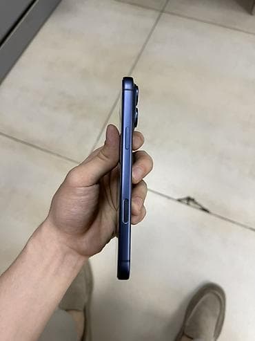 m7 pro: IPhone 17 Pro Max, Б/у, 256 ГБ, Синий, Защитное стекло, Коробка, 100 % — 2