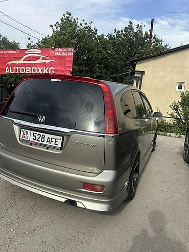 стриим: Honda Stream: 2002 г., 1.7 л, Минивэн — 1