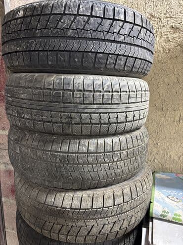 куплю резину на 18: Пара 4500 
Все 4 8000 тысяч сомов 
225/60/17 — 1