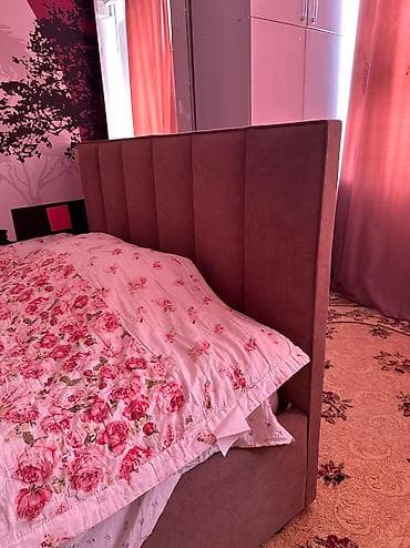 Полутороспальные кровати: Полутороспальная кровать, Б/у, длина - 200 см, Ширина: 130 см — 2