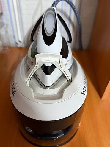 Парогенератор Tefal, Керамический, 1,5 л, Автоотключение