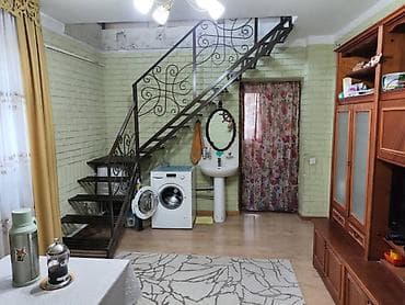Үйлөр: Продаю мансардный Дом 📍 Расположение: дом в Ж/М Бакай-Ата 📐 Участок — 3