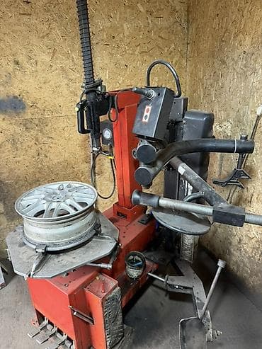 Авто тейлөө жабдуулары: Срочно срочно продаю Шиномонтаж и балансировка До 24 радиус — 1