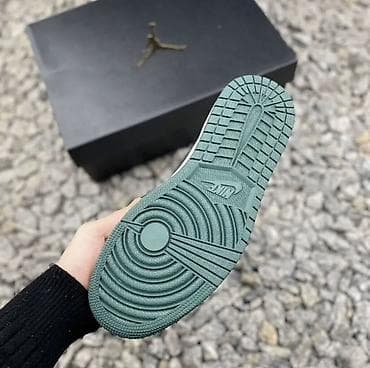 куртки nike: Мужские кроссовки, 40, Nike, Новый, цвет - Зеленый — 6