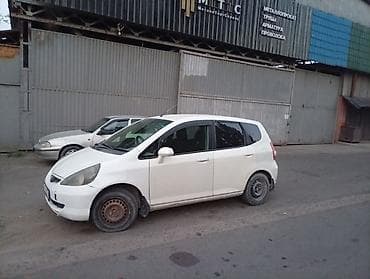 можно сделать: Honda Fit: 2002 г., 1.3 л, Автомат, Бензин, Хэтчбэк — 2