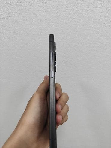 iphone 16 e: Samsung Galaxy S24 Ultra, Б/у, 256 ГБ, 1 SIM, eSIM — 7