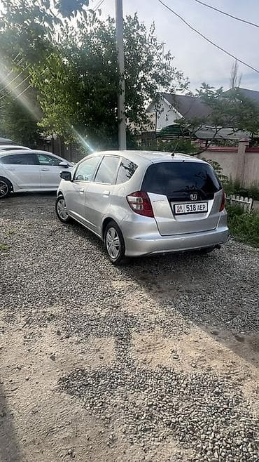 Продажа авто: Honda Fit: 2011 г., 1.5 л, Автомат, Бензин, Хэтчбэк — 8