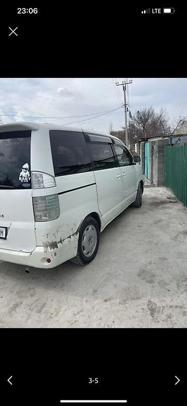 тайота noah: Toyota Noah: 2003 г., 2 л, Автомат, Бензин, Минивэн — 5
