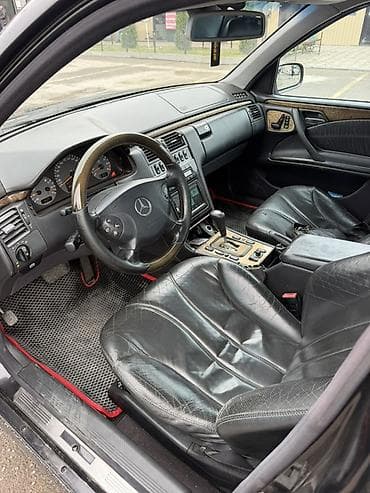 aion v: Mercedes-Benz E-Class: 2000 г., 4.3 л, Автомат, Бензин, Седан — 5
