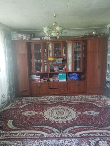 кухонные гарнитуры б: Гарнитур для зала, Б/у, Стул, Диван, Стол — 1
