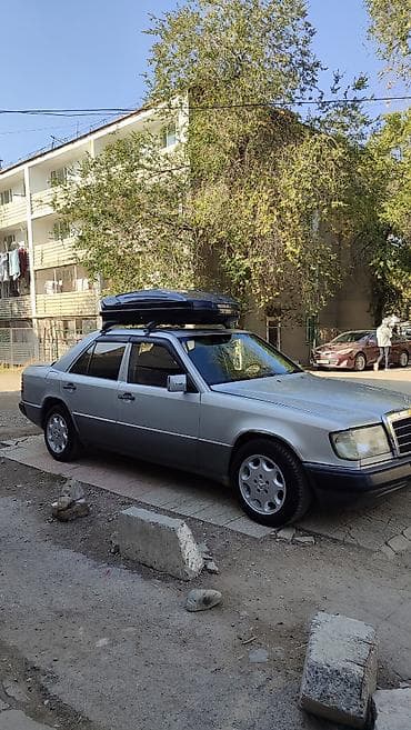 s class w220: Mercedes-Benz W124: 1991 г., 2.2 л, Механика, Бензин, Седан — 2