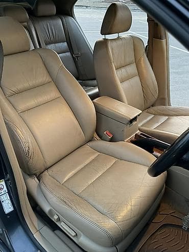 Honda Accord: 2005 г., 2 л, Автомат, Газ, Седан — 8