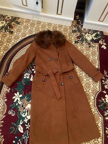 Пальтолор: Двубортное женское пальто-тренч карамельного (терракотового) цвета с — 3